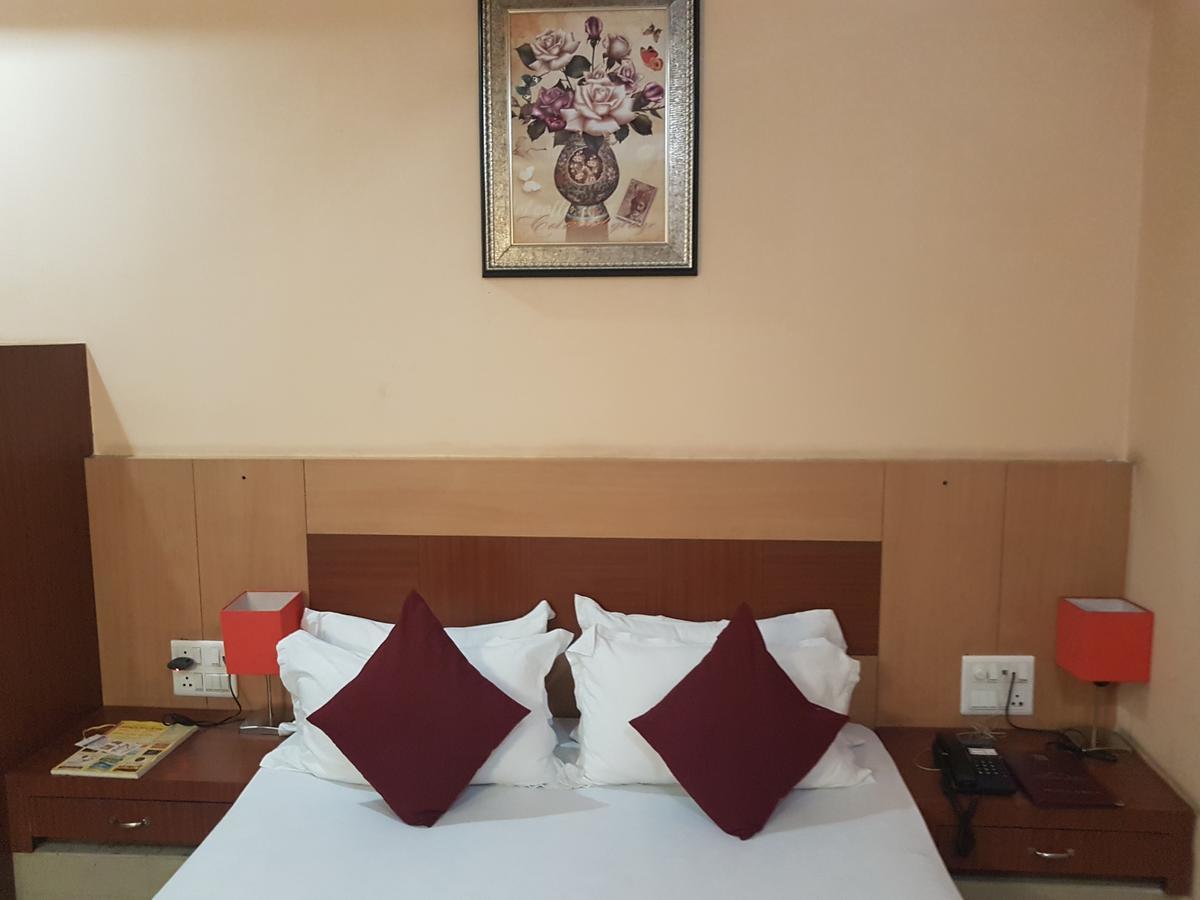 Hotel Simla Siliguri Exteriér fotografie