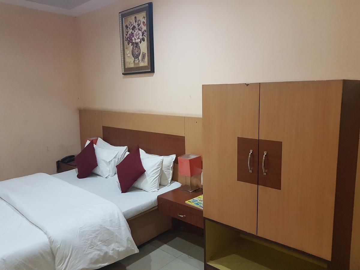 Hotel Simla Siliguri Exteriér fotografie