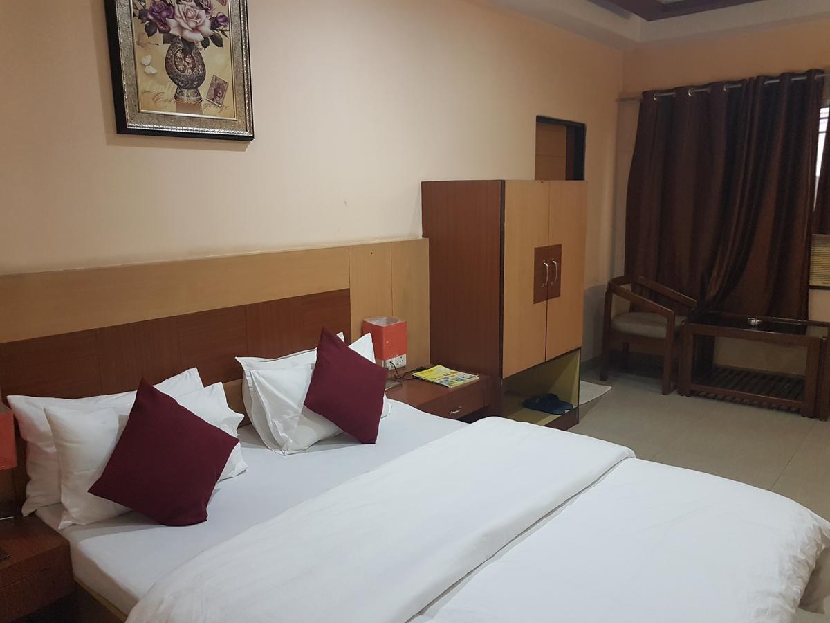 Hotel Simla Siliguri Exteriér fotografie
