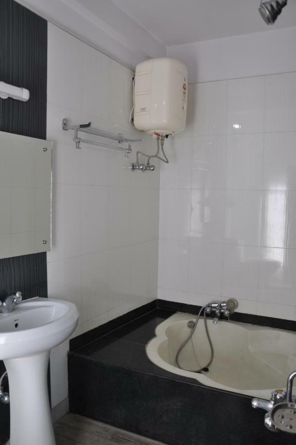 Hotel Simla Siliguri Exteriér fotografie